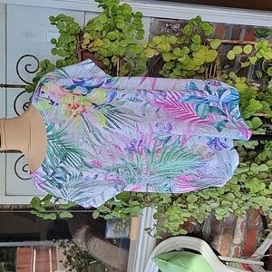 TIME AND TRUE top. Size 16 to 18. XL. NWOT